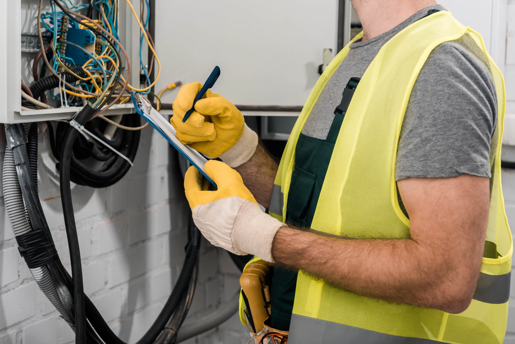The Complete Guide to Electrical Services Franchise Opportunities